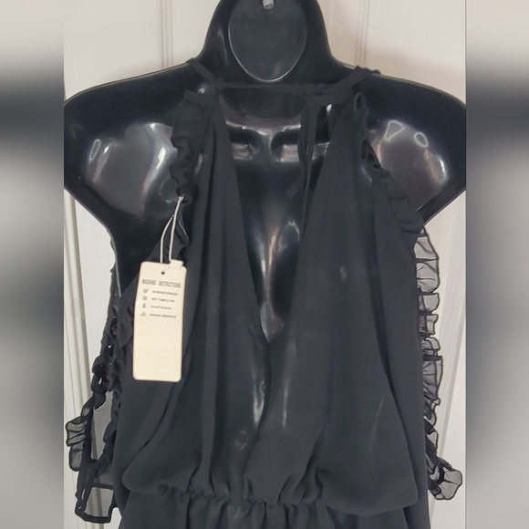 Fashion WildCat Embroidered Floral Cold Shoulder Halter Neck Peplum Top Small - Picture 7 of 8